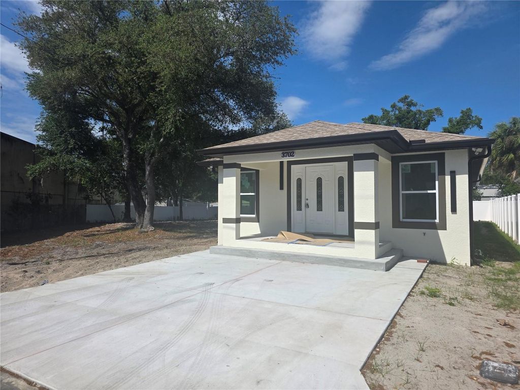 Photo of 5824 E 30th Avenue, Tampa, FL 33619 (MLS # TB8491366)