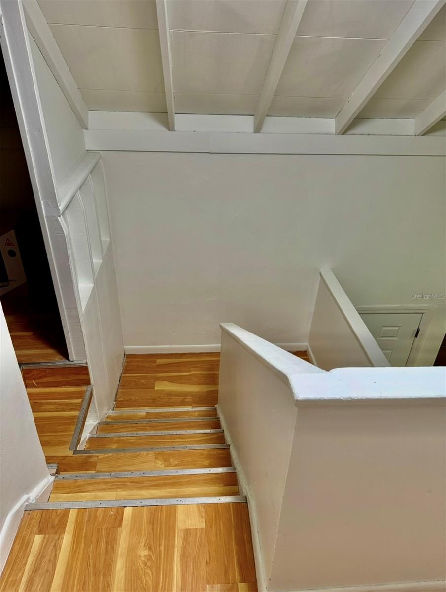 OAK BRIDGE RUN A CONDO - Residential Lease