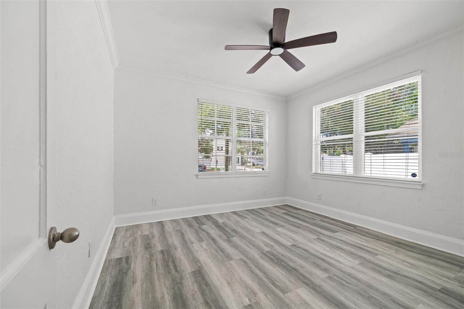 WEST LAND - Residential