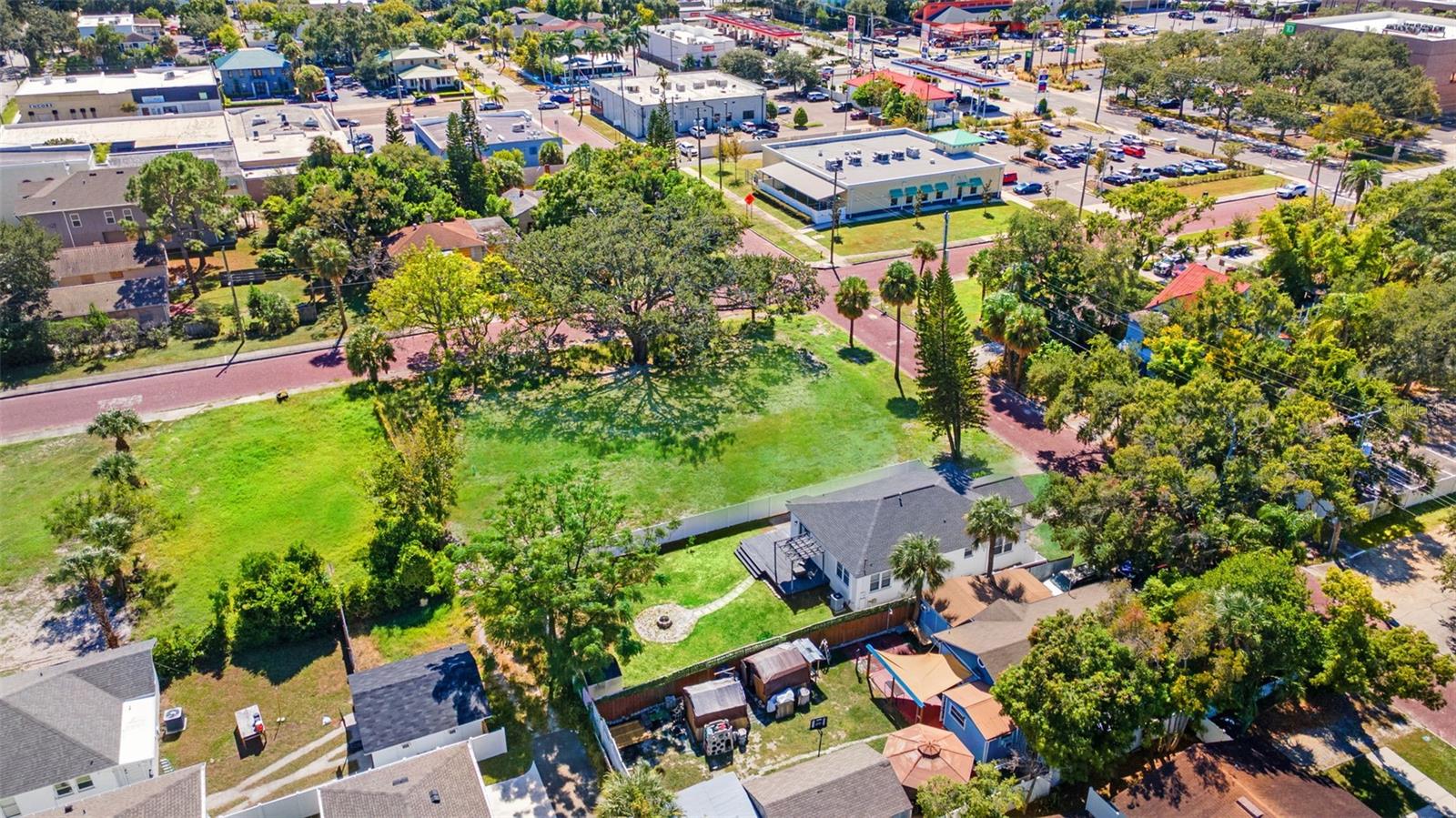 WEST LAND - Residential