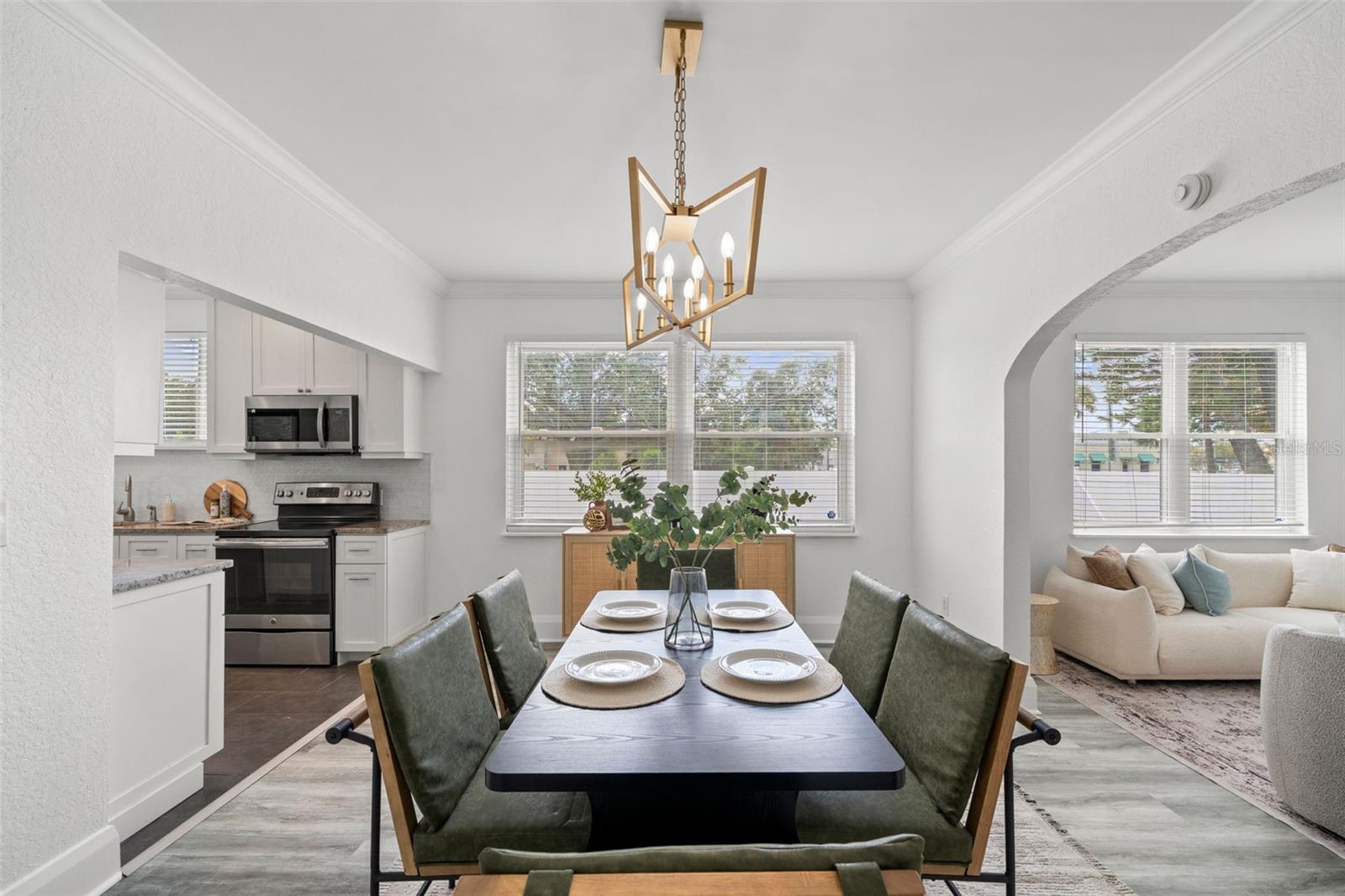 WEST LAND - Residential