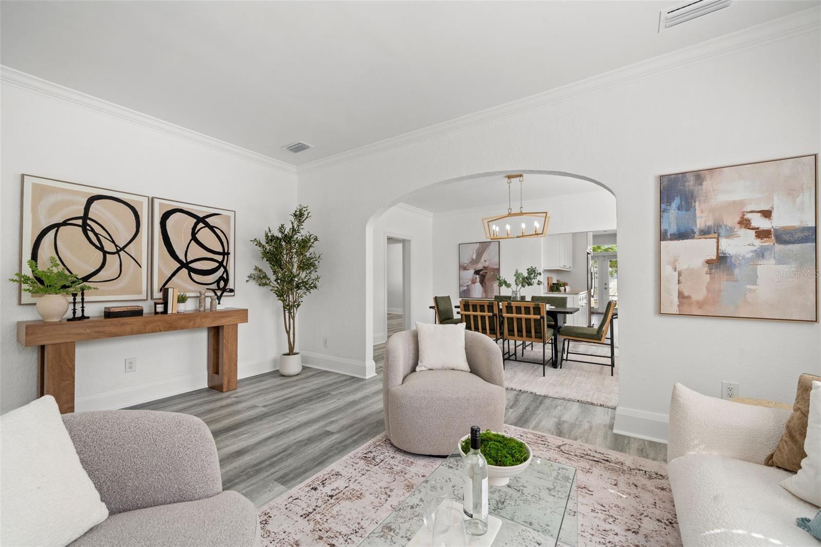 WEST LAND - Residential