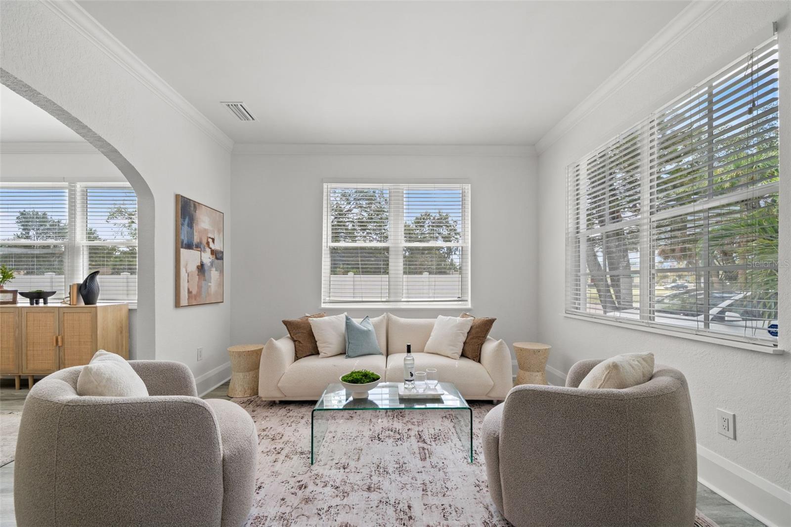 WEST LAND - Residential