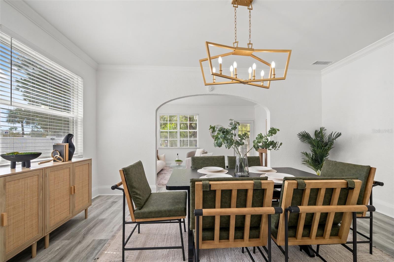 WEST LAND - Residential