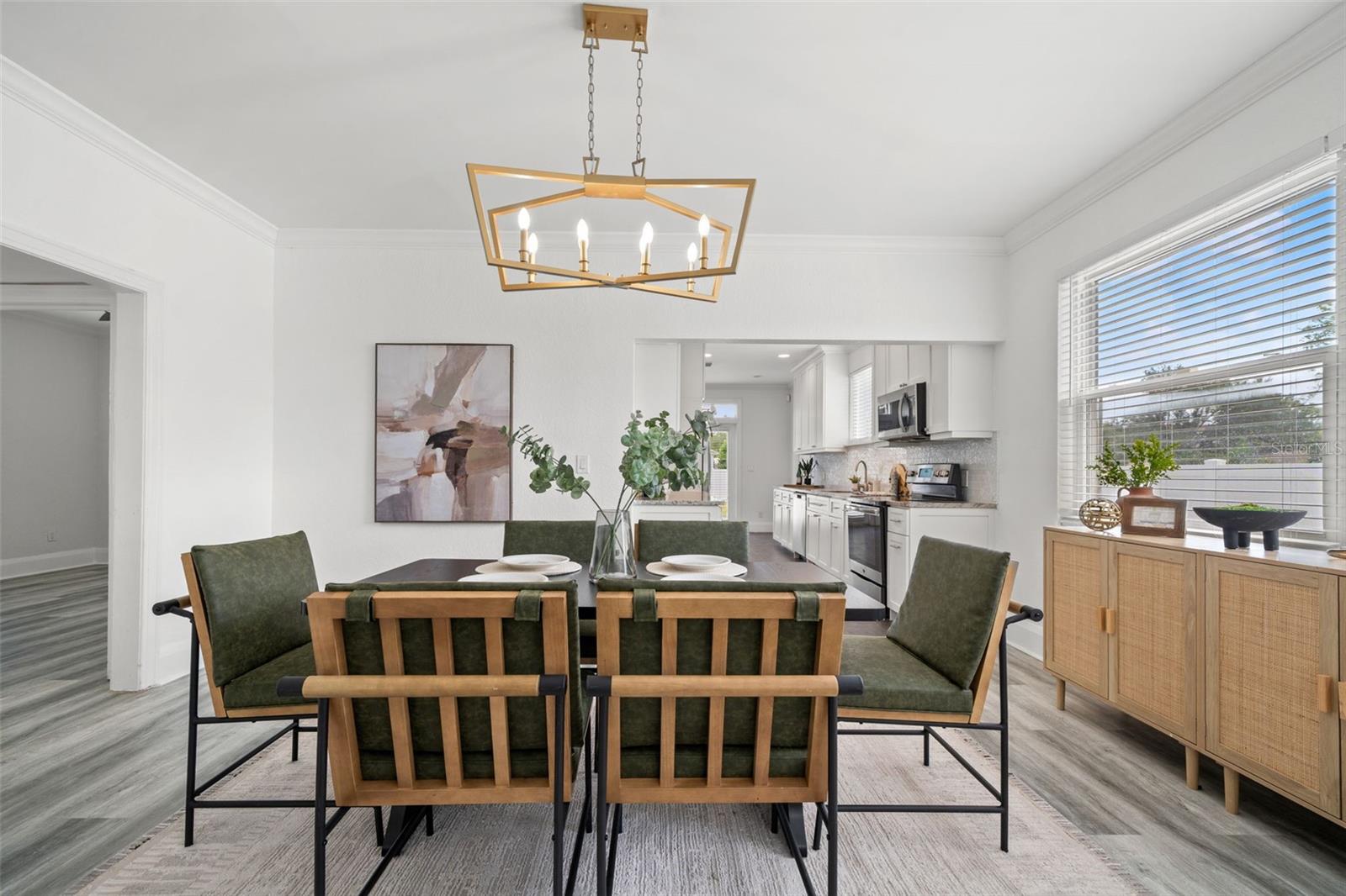 WEST LAND - Residential