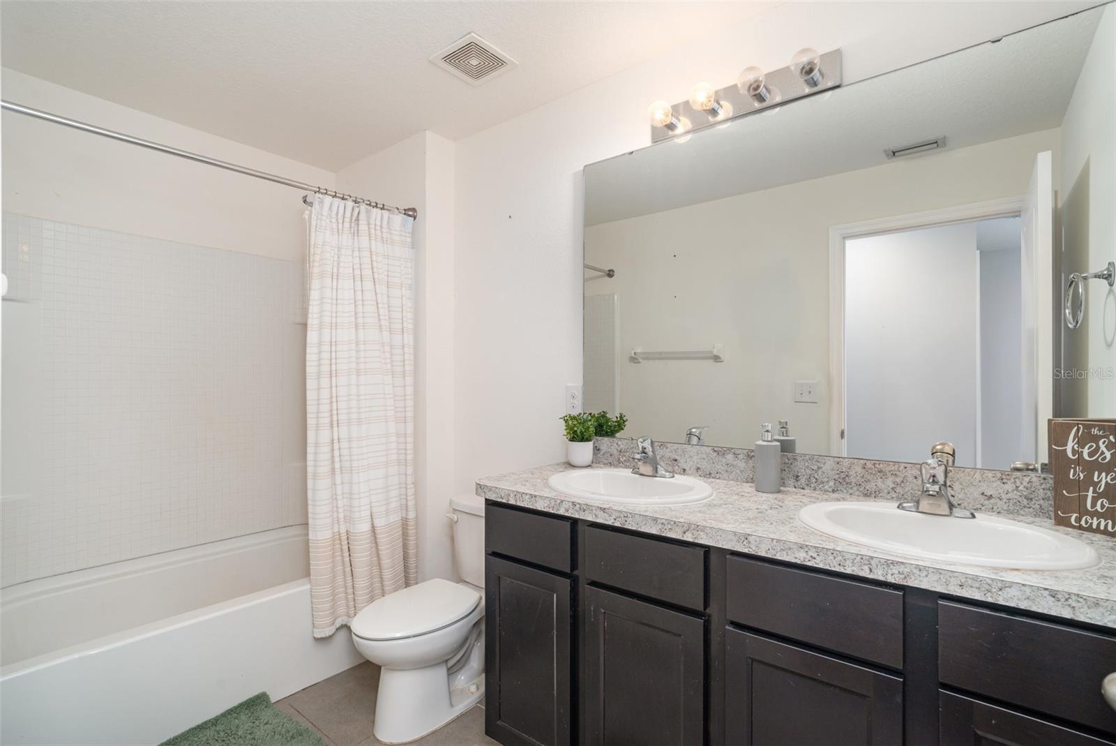 DEL TIERRA PH III - Residential