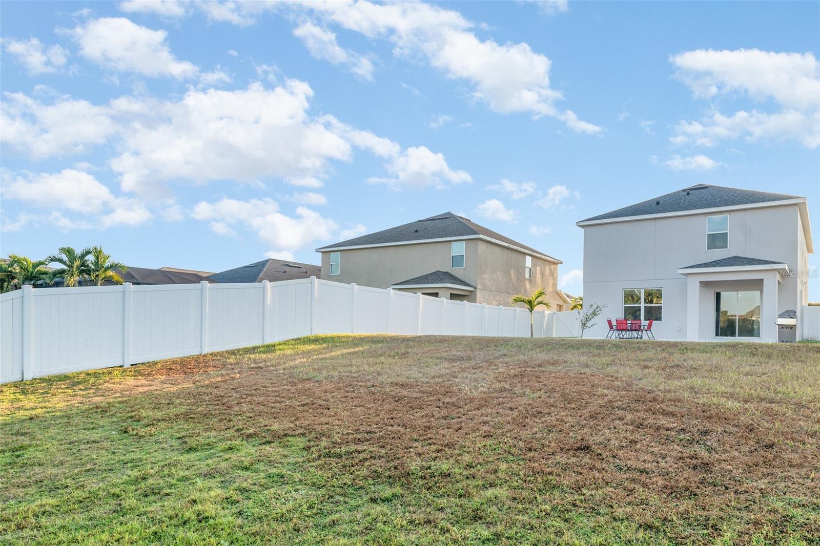 DEL TIERRA PH III - Residential