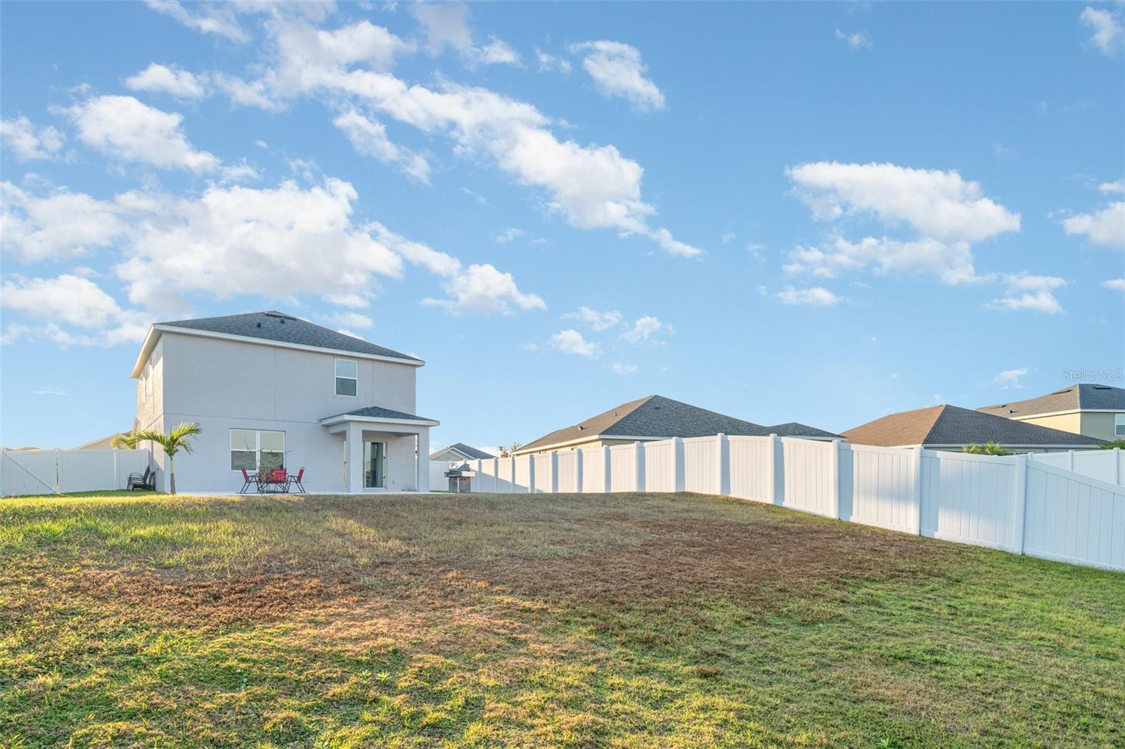 DEL TIERRA PH III - Residential