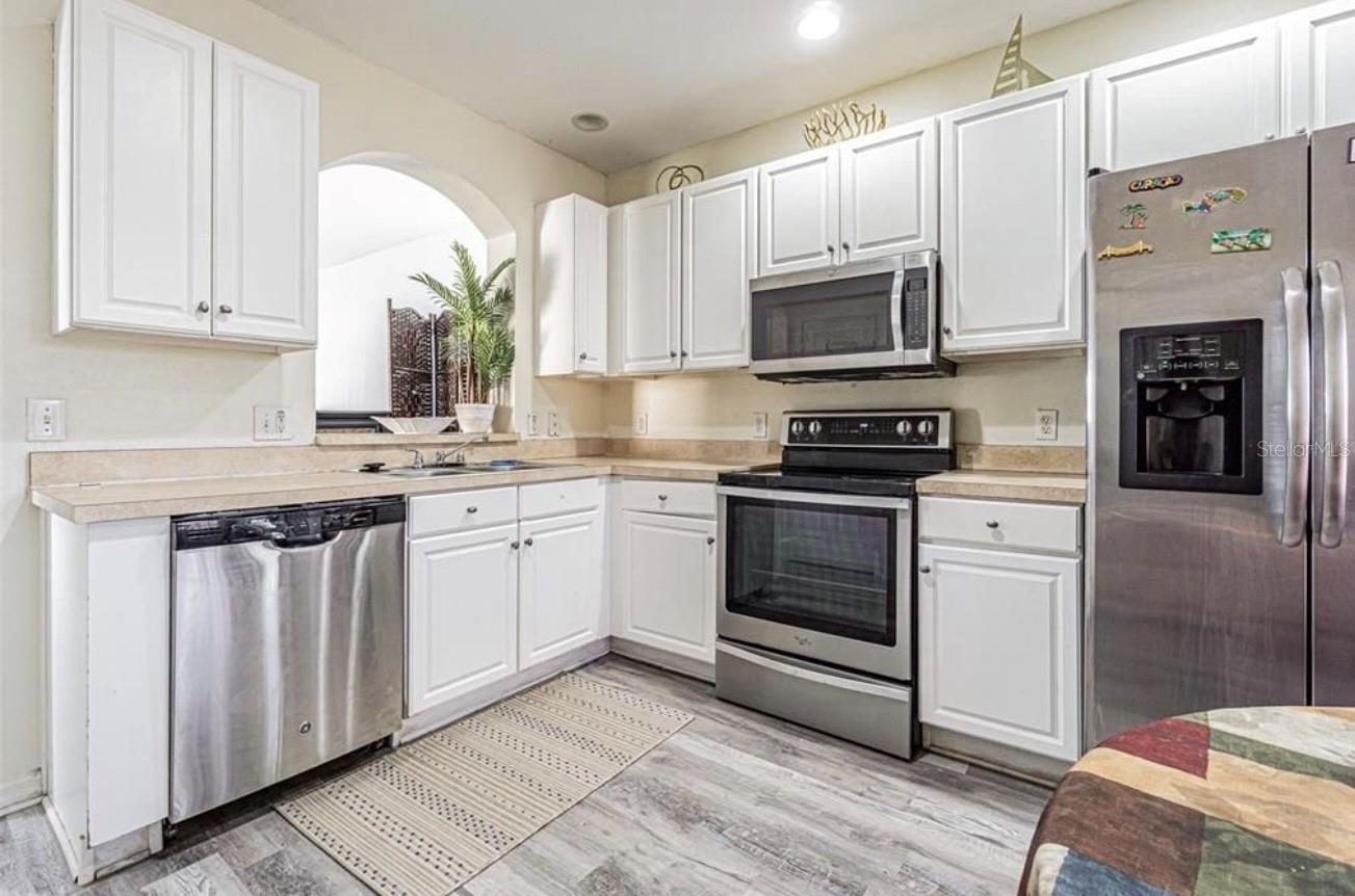 PANTHER TRACE PH 1 TOWNHOME - Residential Lease