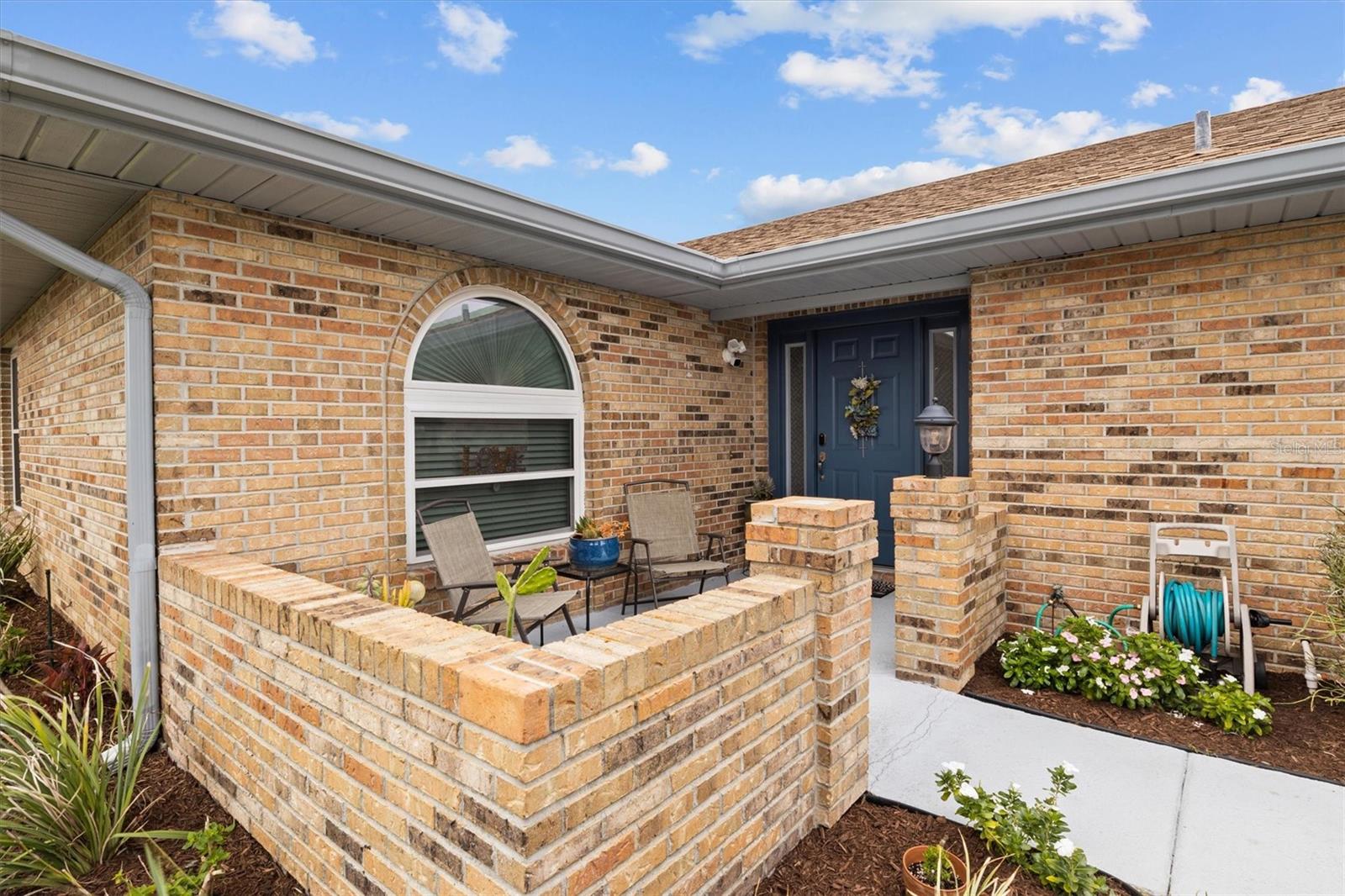 VILLAS BY LAKE - Residential