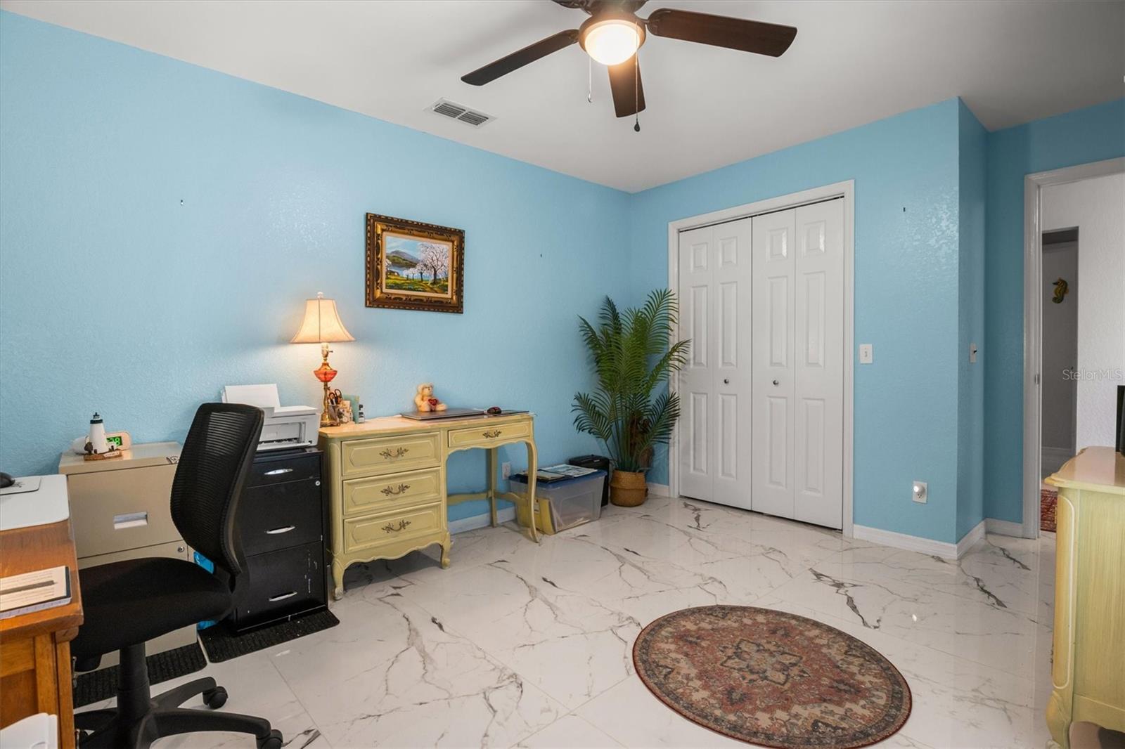 VILLAS BY LAKE - Residential