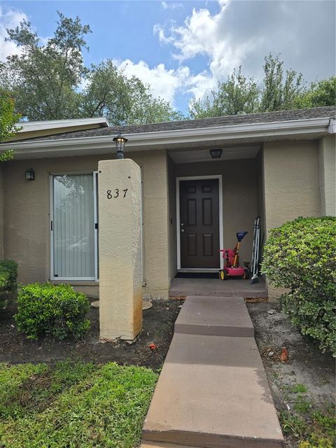 837 PEBBLE CREEK CIRCLE ORLANDO FL 32824
