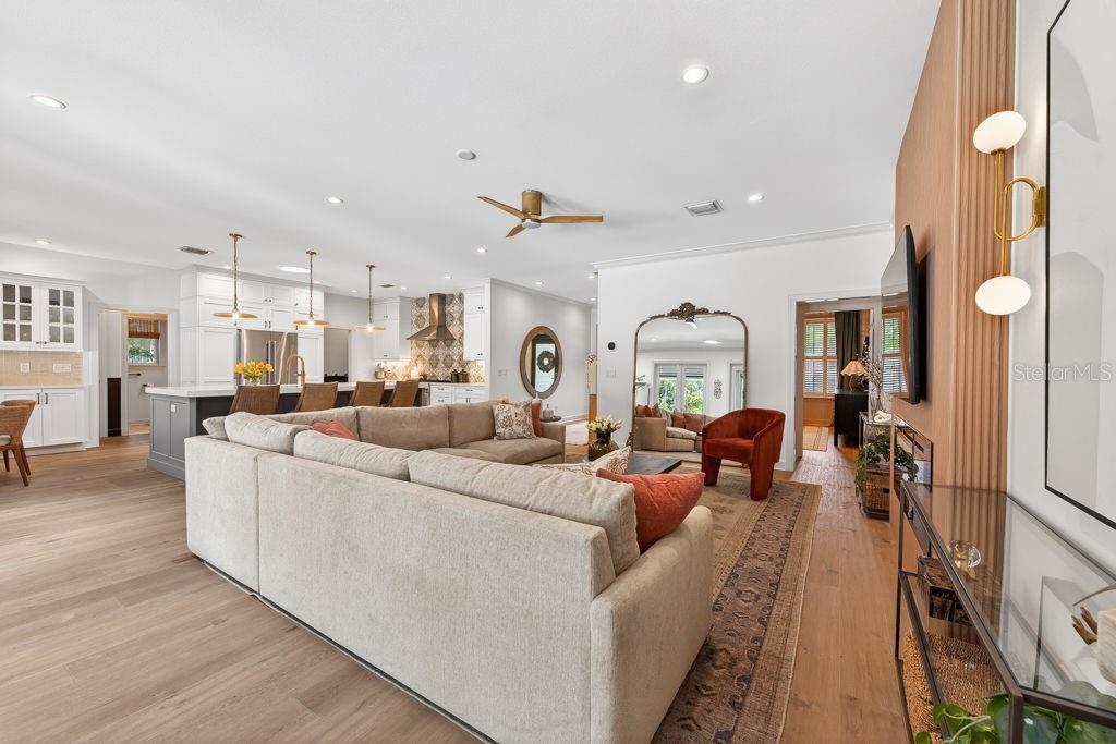 SNELL ISLE BRIGHTBAY - Residential
