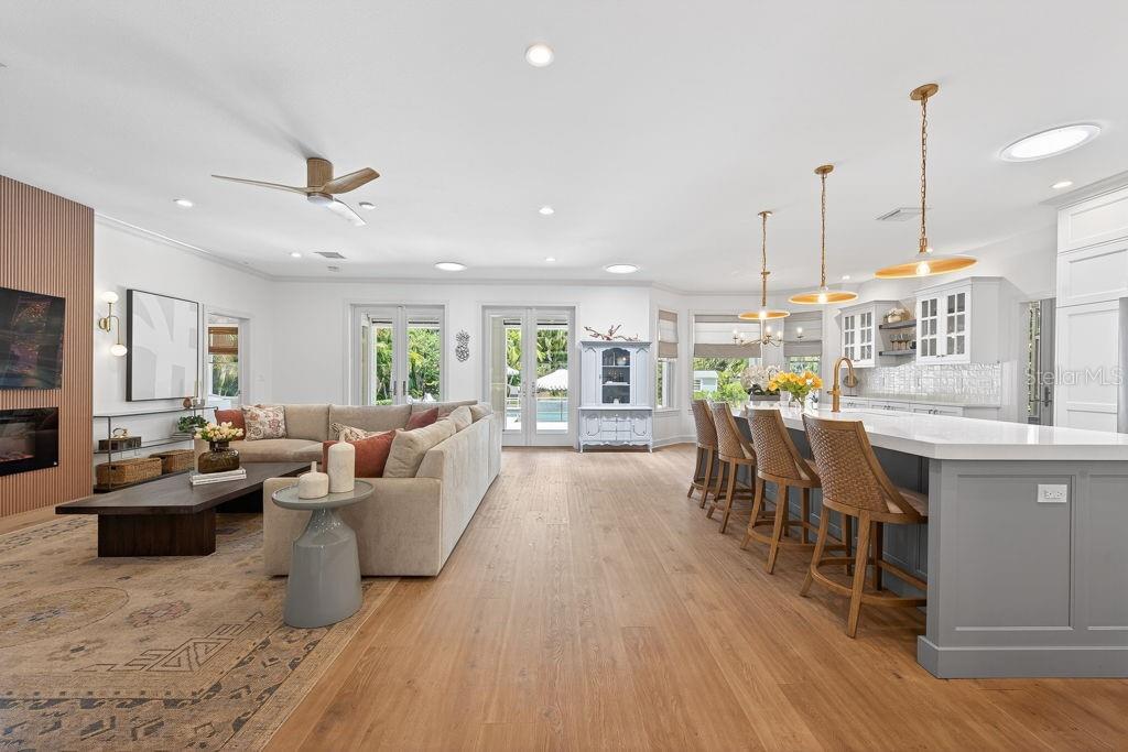 SNELL ISLE BRIGHTBAY - Residential