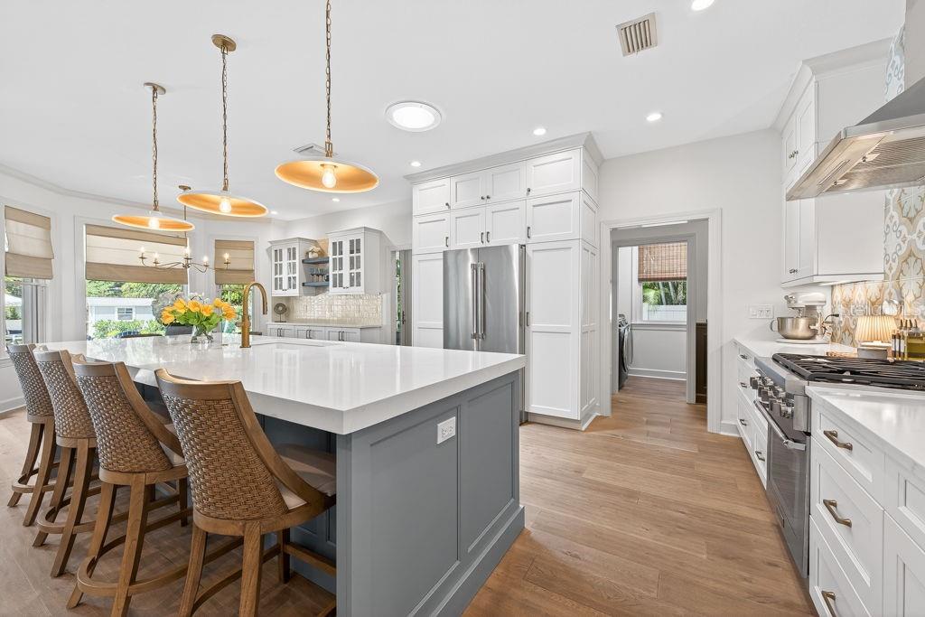SNELL ISLE BRIGHTBAY - Residential
