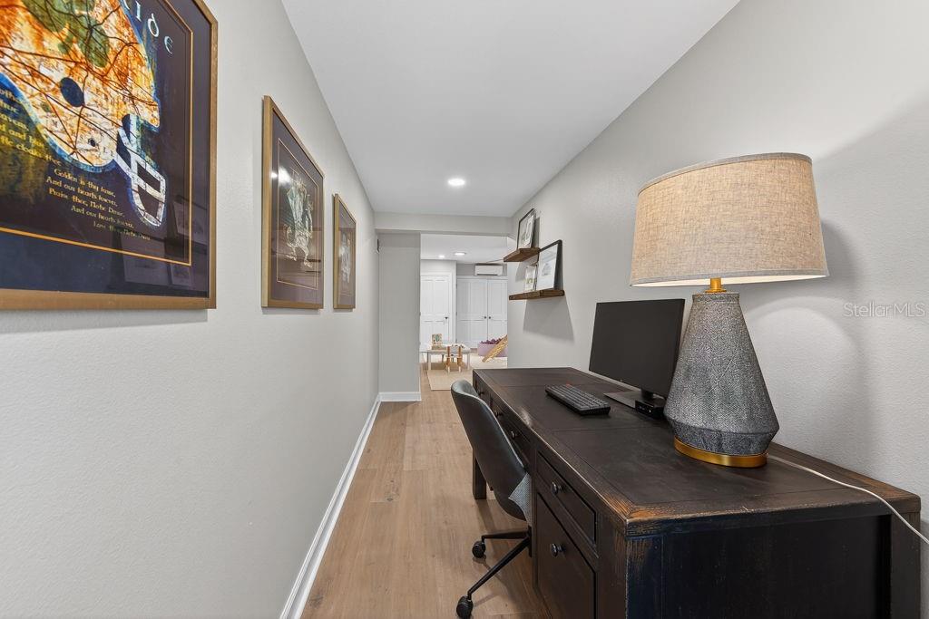 SNELL ISLE BRIGHTBAY - Residential