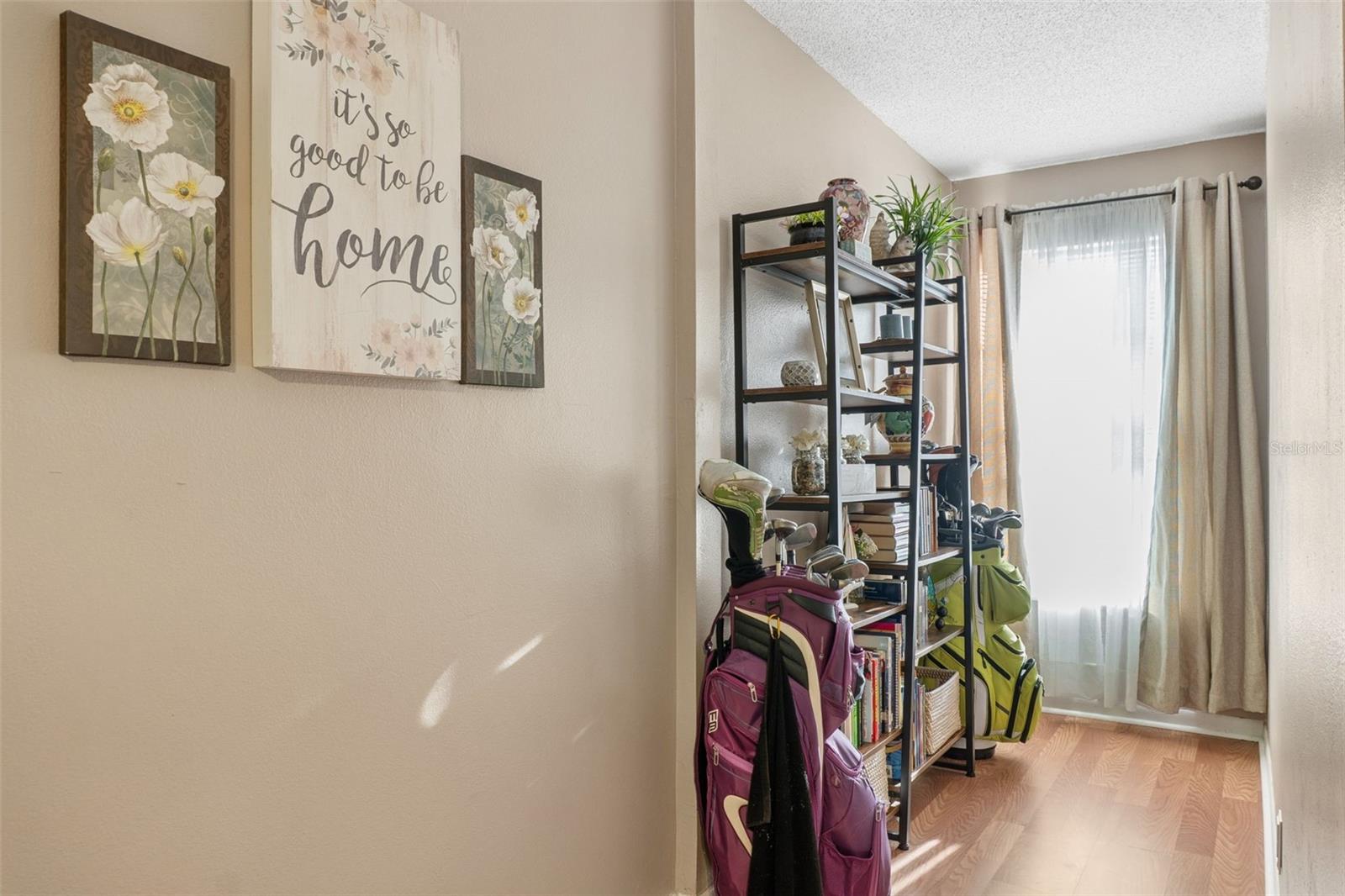 CARROLLWOOD GABLES A CONDO - Residential