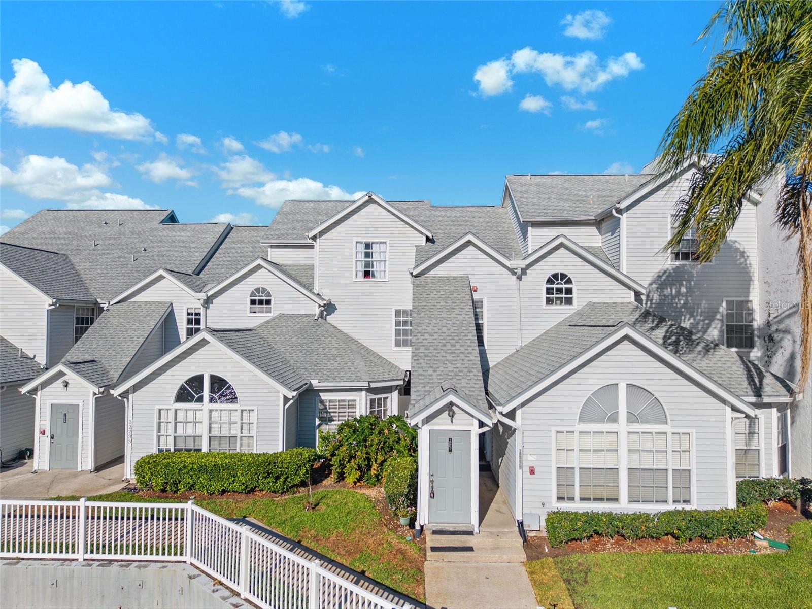 CARROLLWOOD GABLES A CONDO - Residential