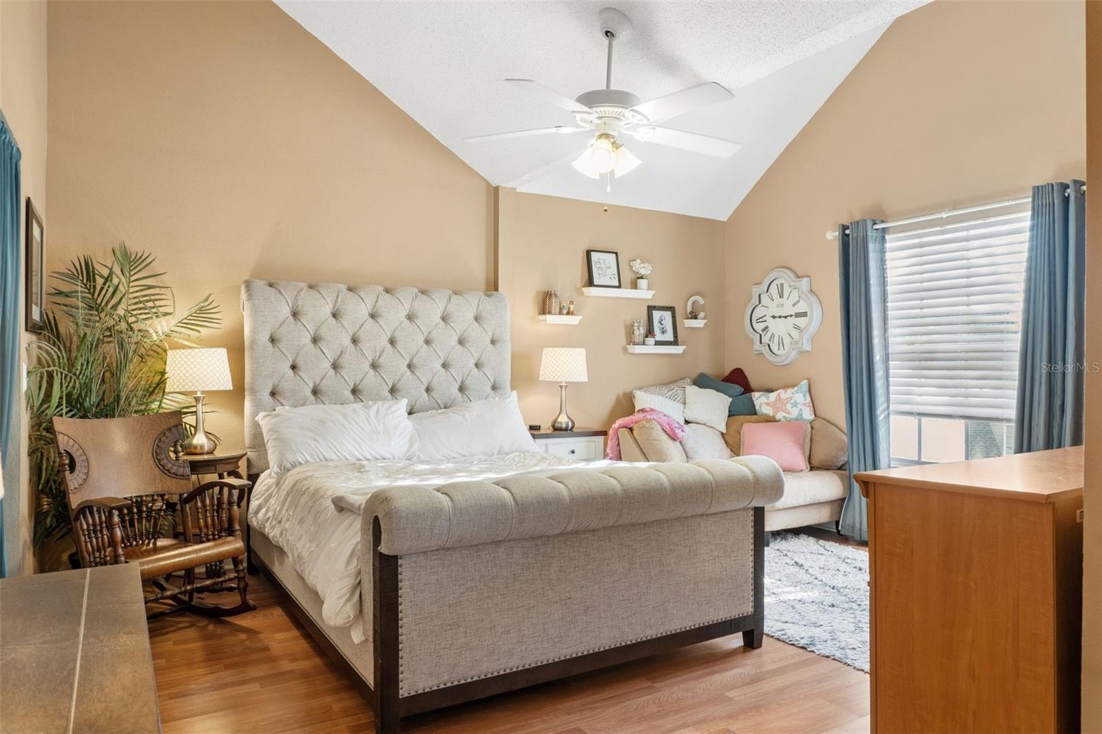 CARROLLWOOD GABLES A CONDO - Residential