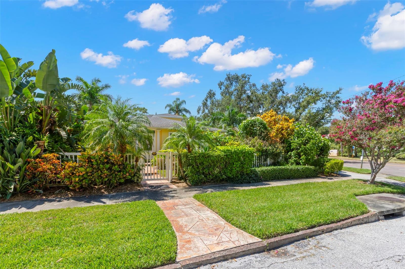 SNELL & HAMLETTS NORTH SHORE ADD - Residential