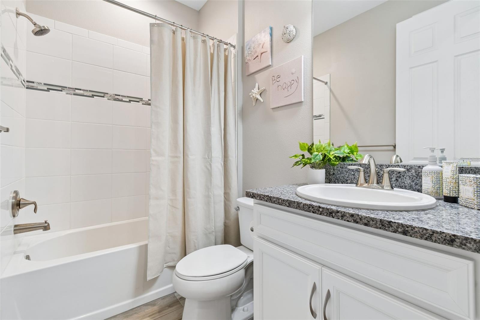 B & D HAWKSTONE PH 1 - Residential