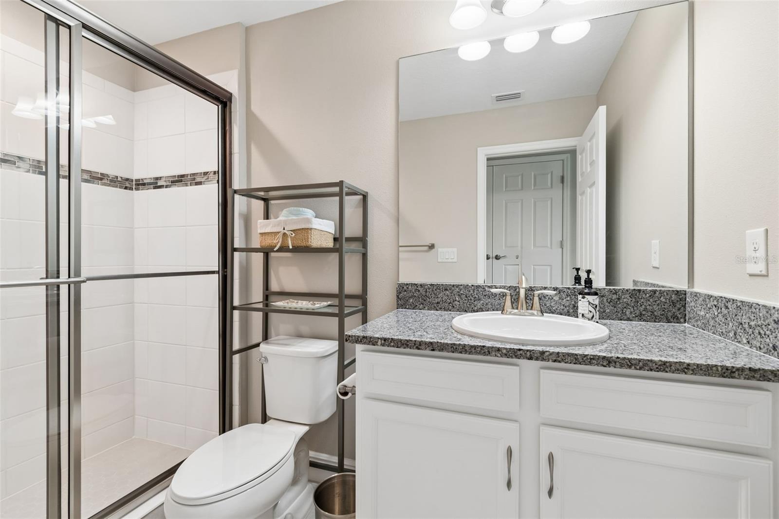 B & D HAWKSTONE PH 1 - Residential
