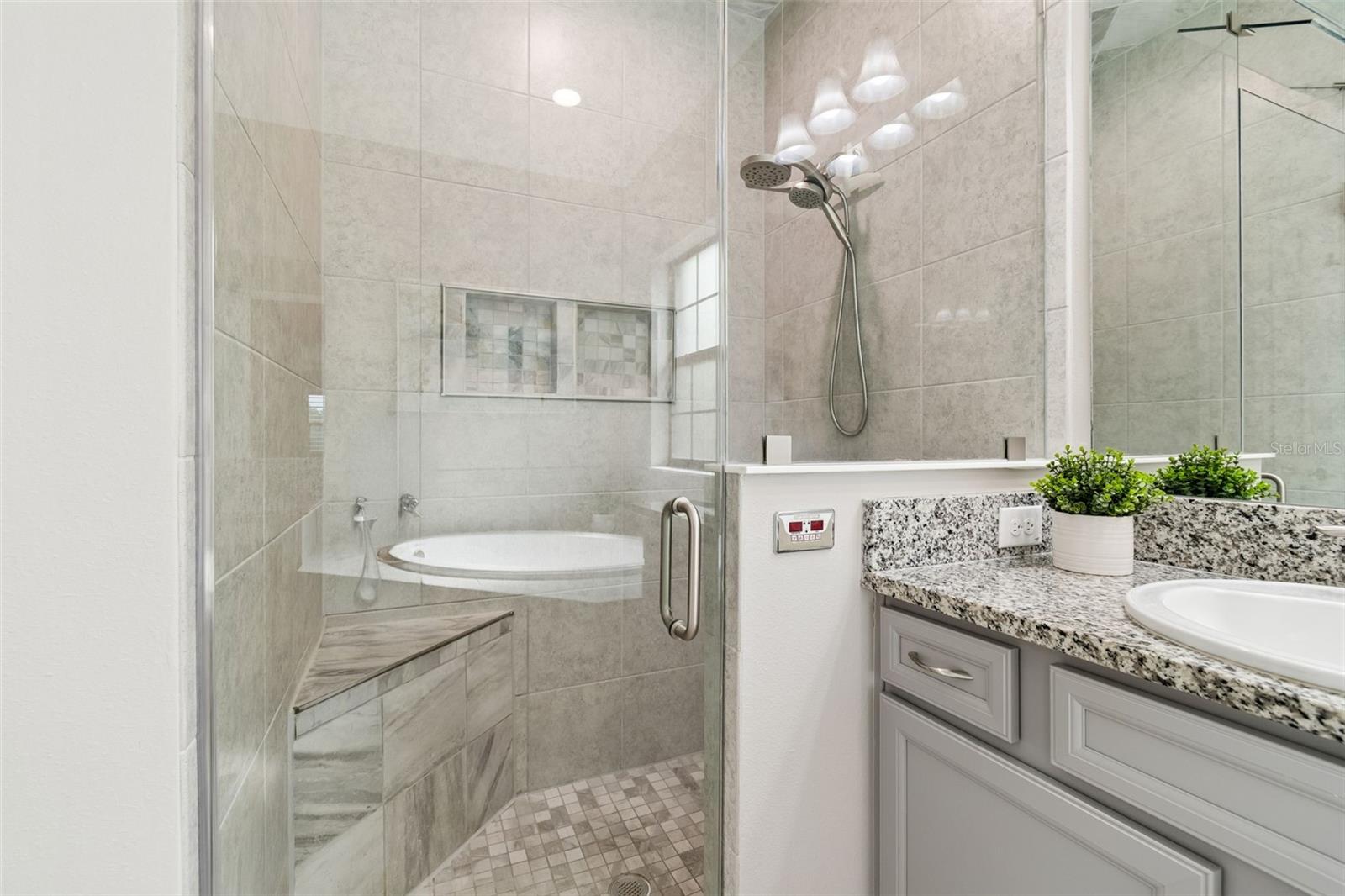 B & D HAWKSTONE PH 1 - Residential