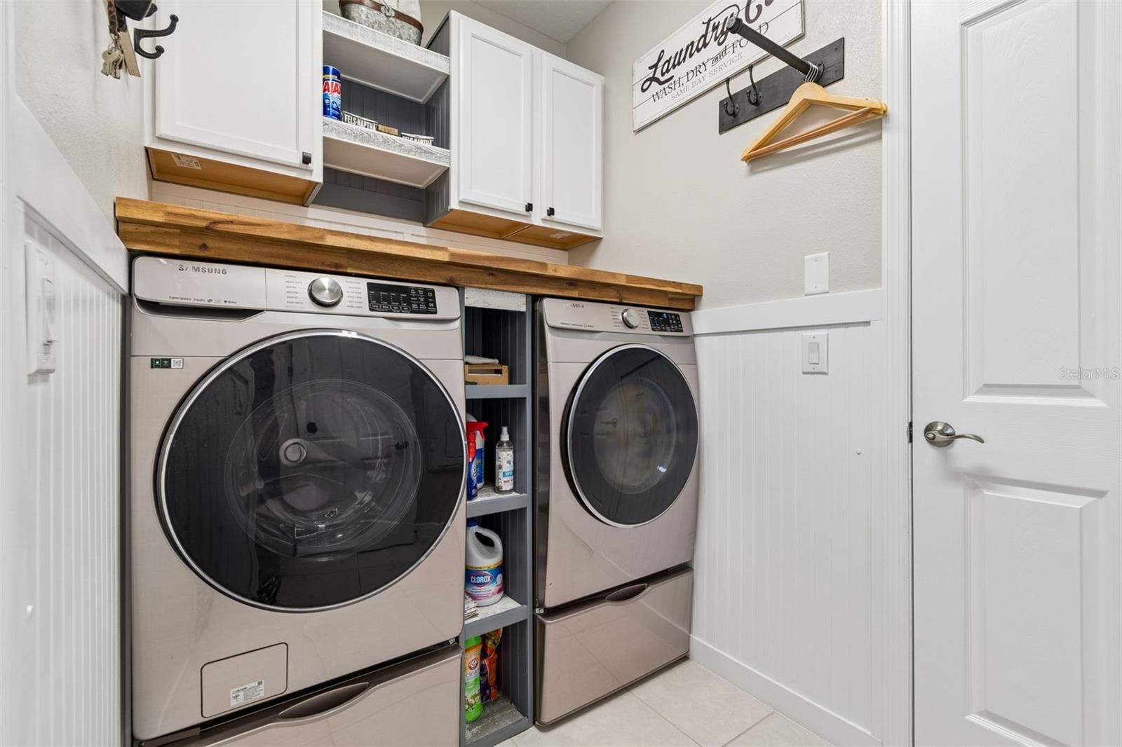 B & D HAWKSTONE PH 1 - Residential