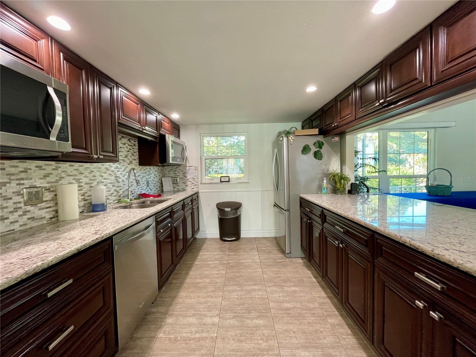 HEATHER LAKE APTS CONDO - Residential