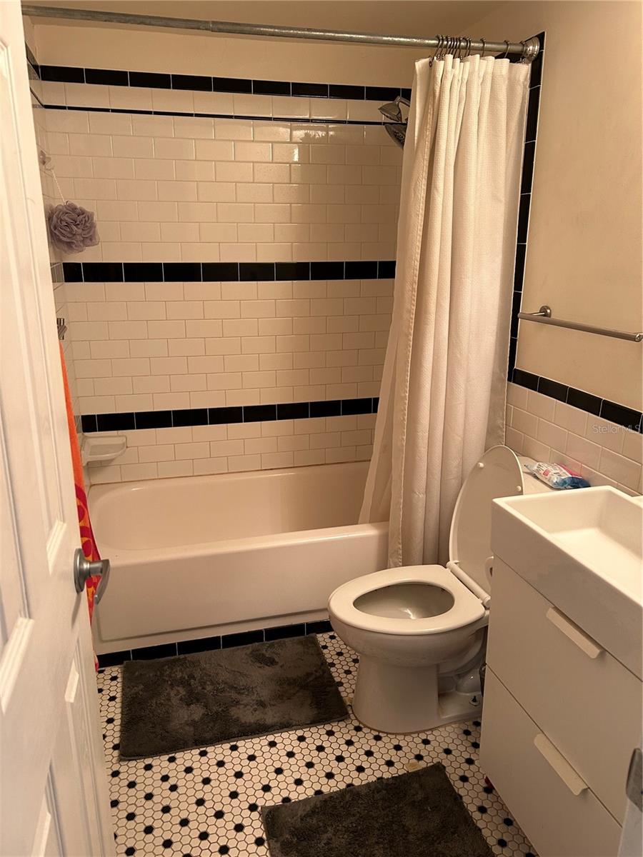 2625 STATE ROAD 2423