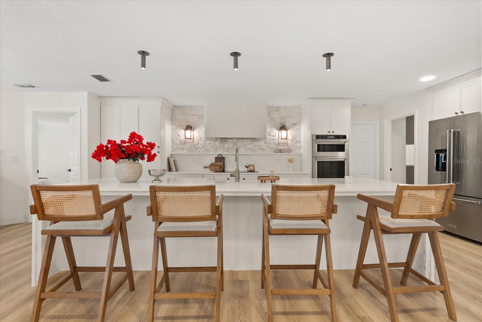 804 SWEETWATER ISLAND CIRCLE