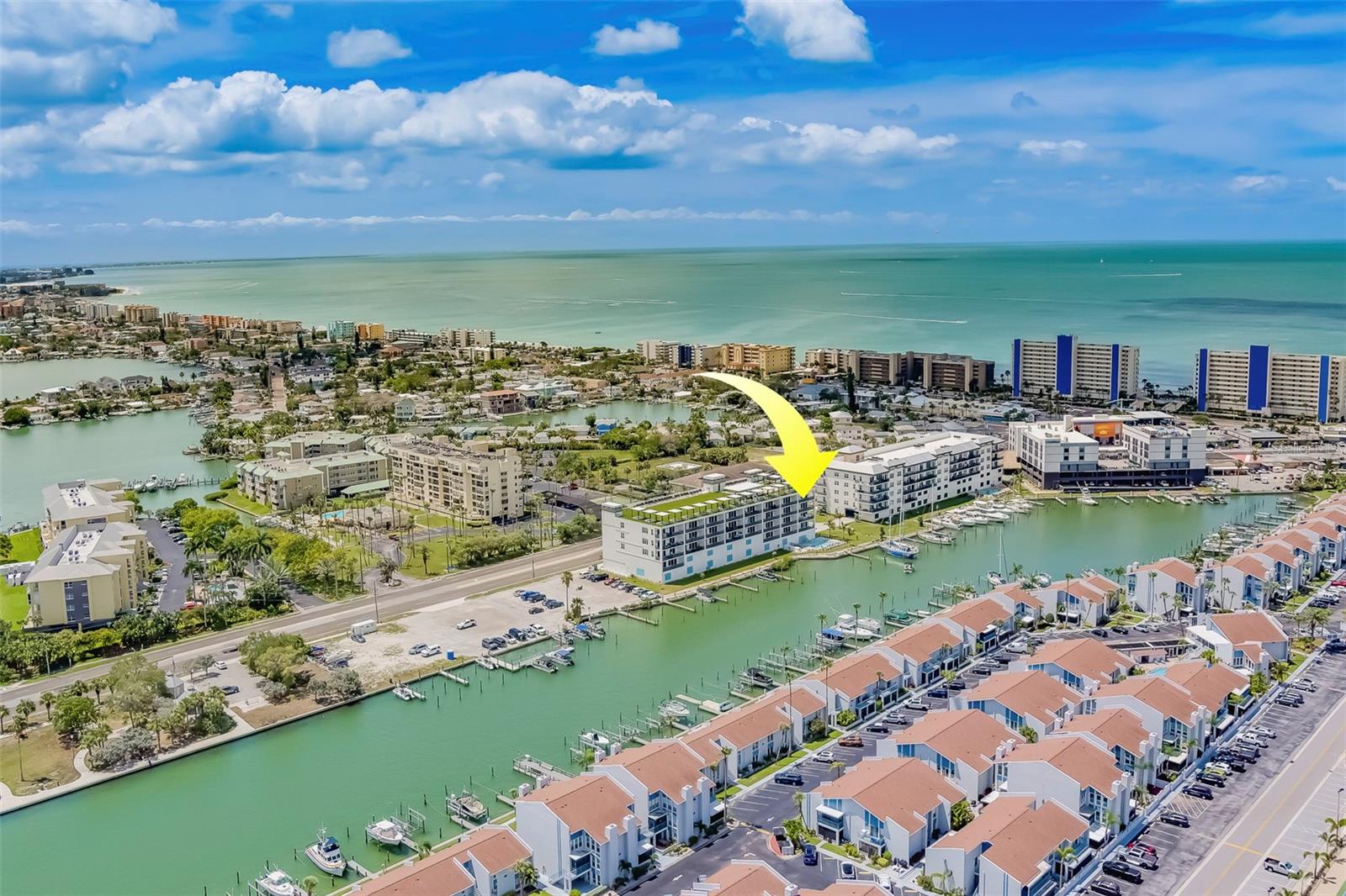 RESIDENCES AT TOWN CENTER CONDO - Residential Lease