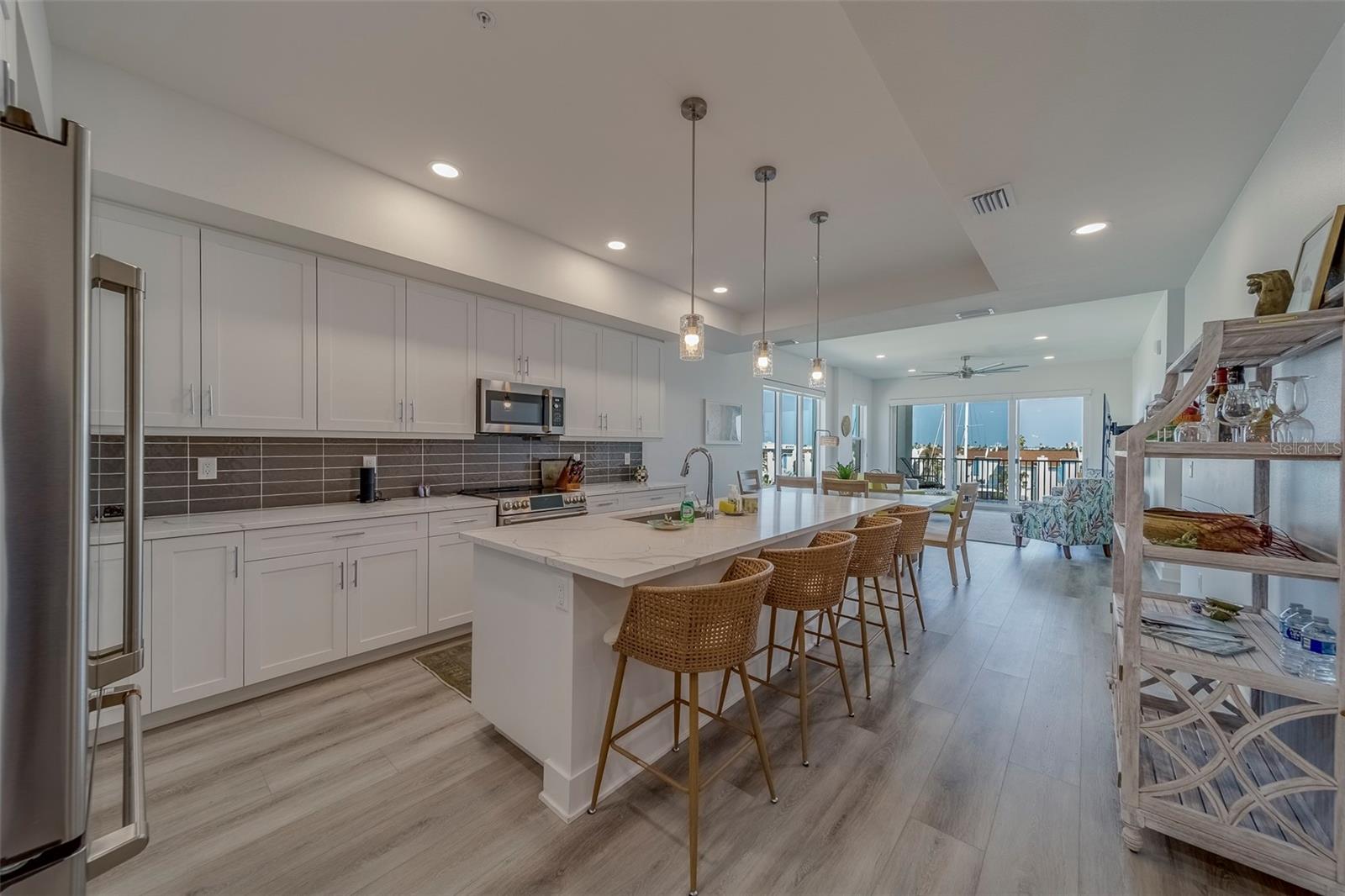 RESIDENCES AT TOWN CENTER CONDO - Residential Lease