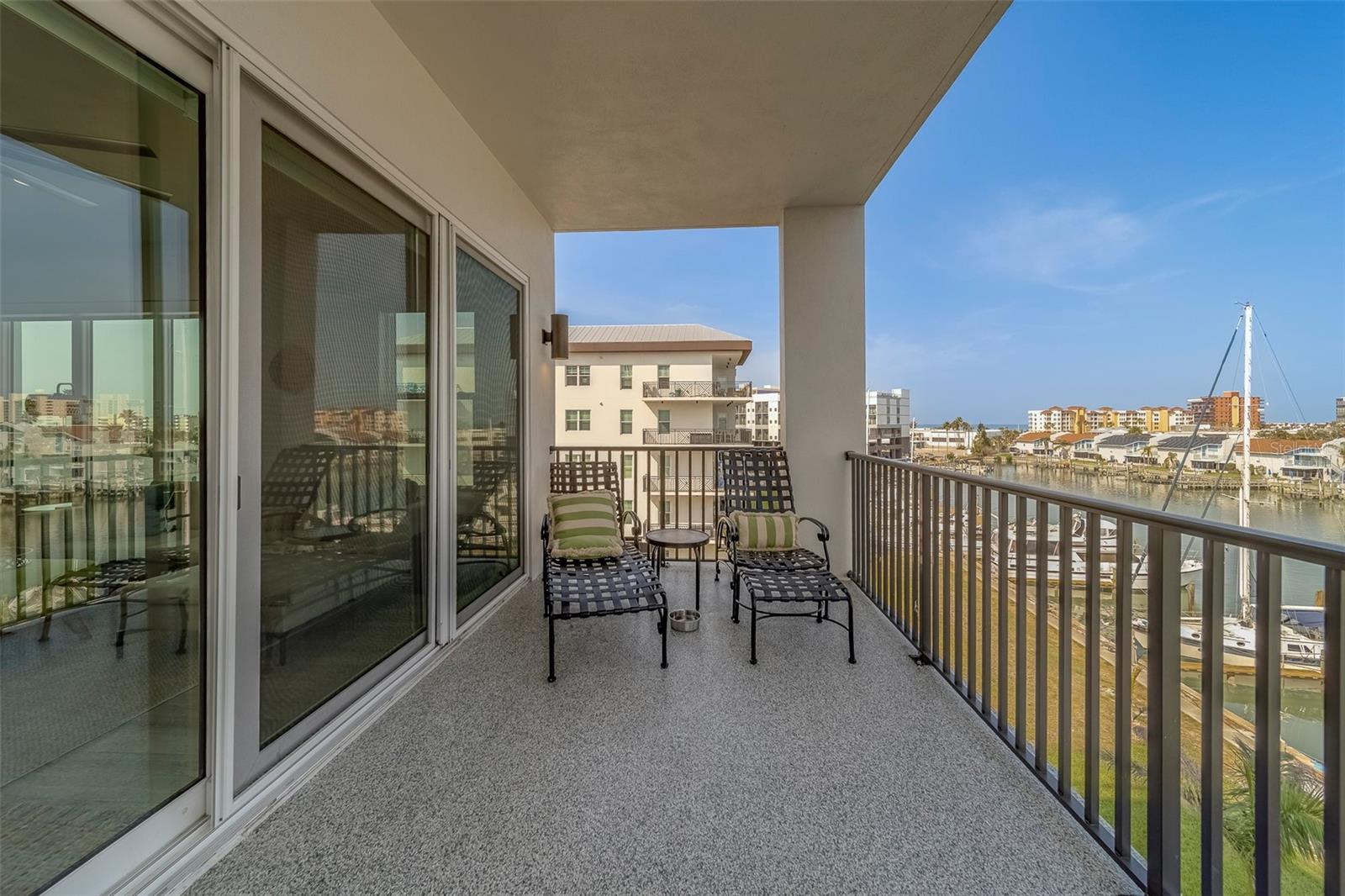 RESIDENCES AT TOWN CENTER CONDO - Residential Lease