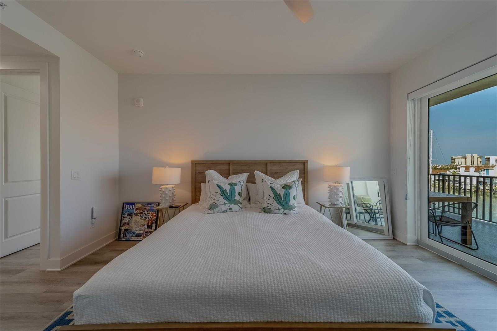 RESIDENCES AT TOWN CENTER CONDO - Residential Lease