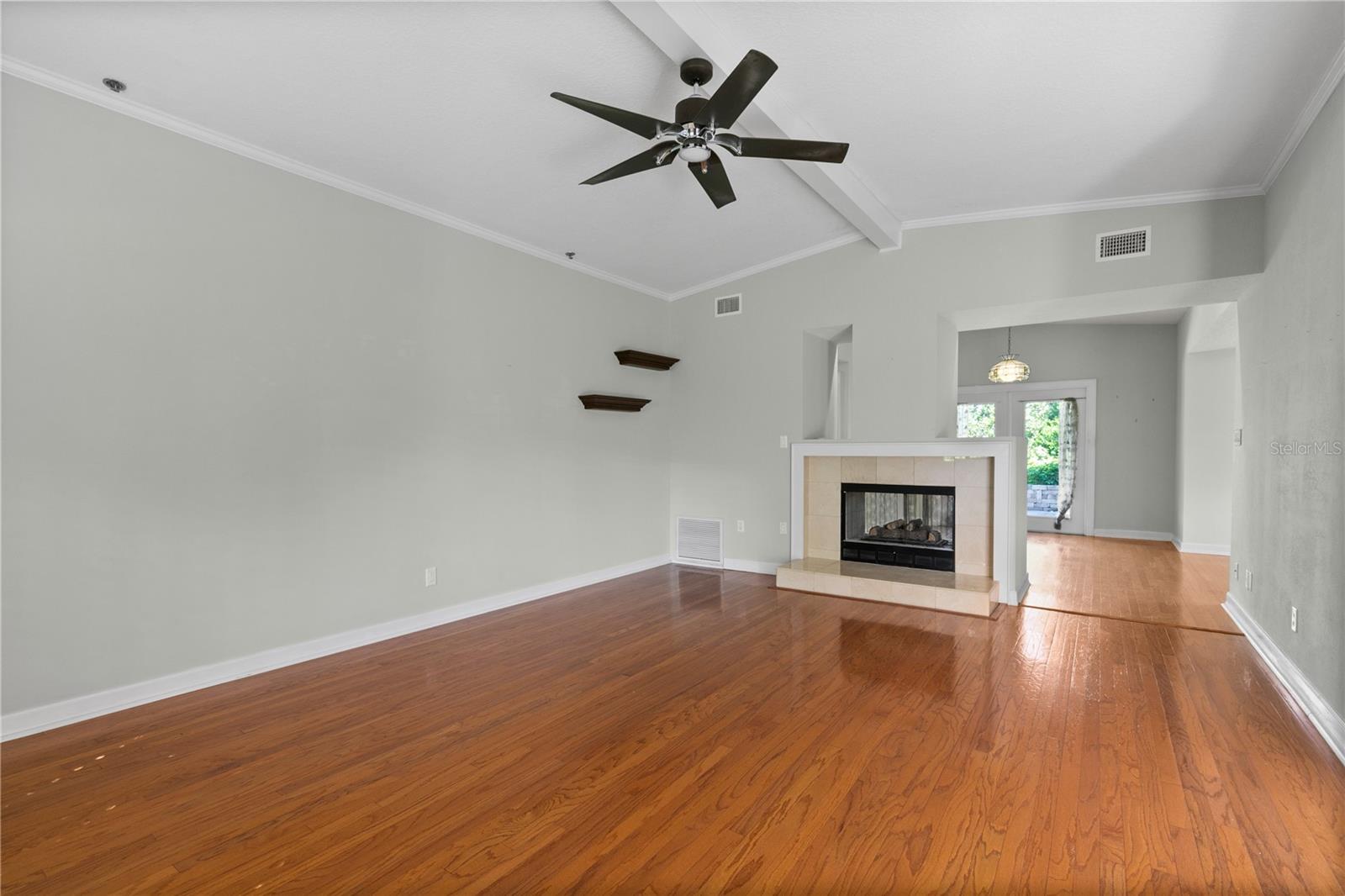 BETTS ADD TO ALTAMONTE ROBERT L - Residential