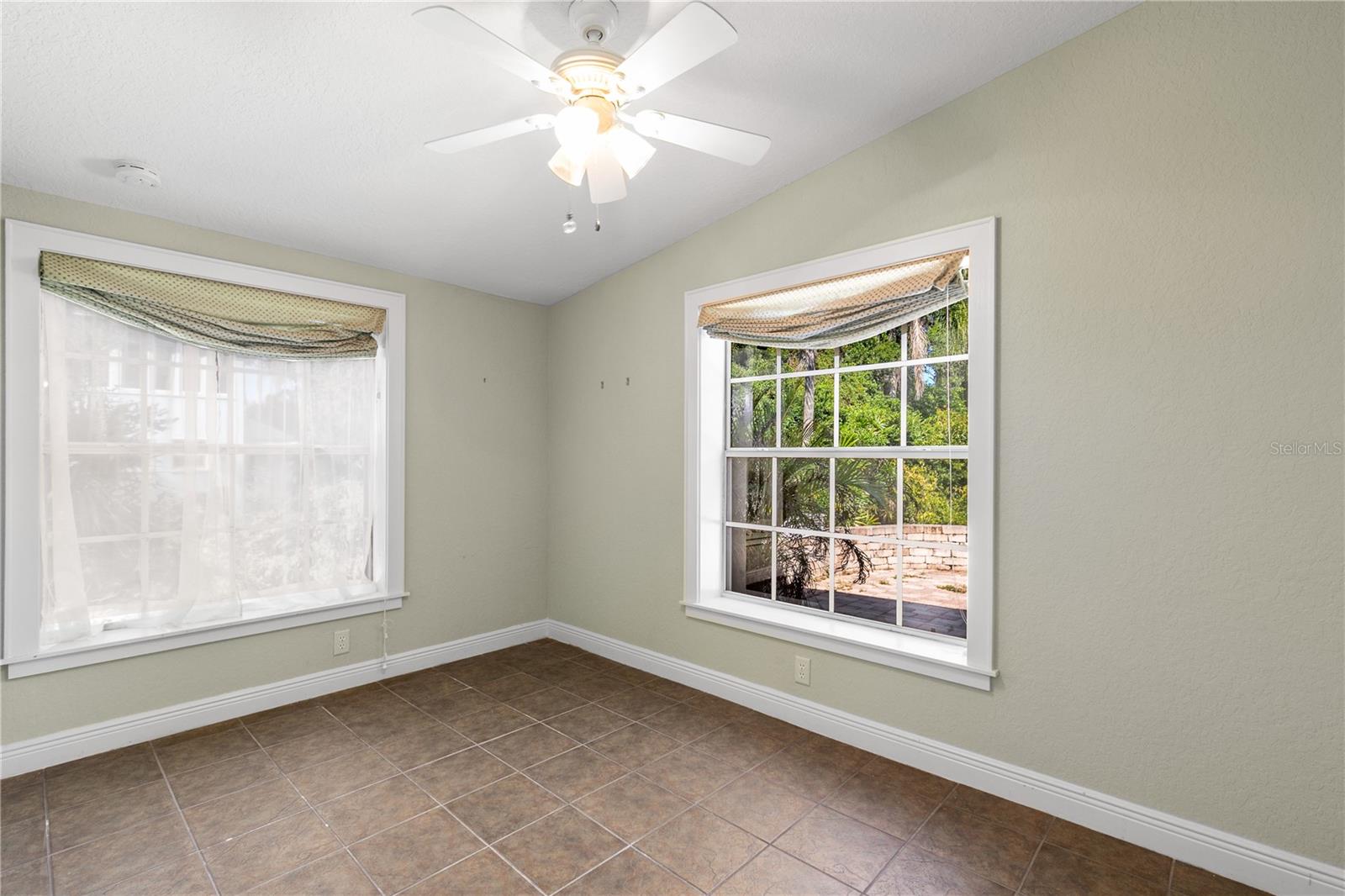 BETTS ADD TO ALTAMONTE ROBERT L - Residential