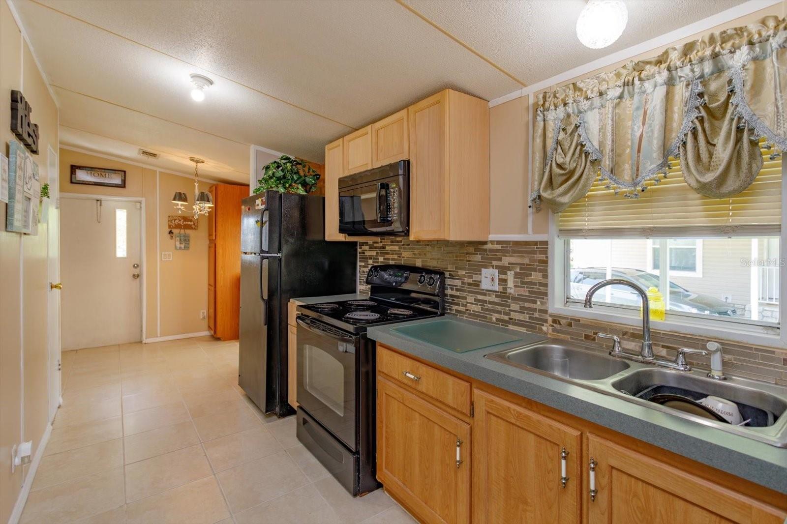 1184 WINDMILL GROVE CIRCLE