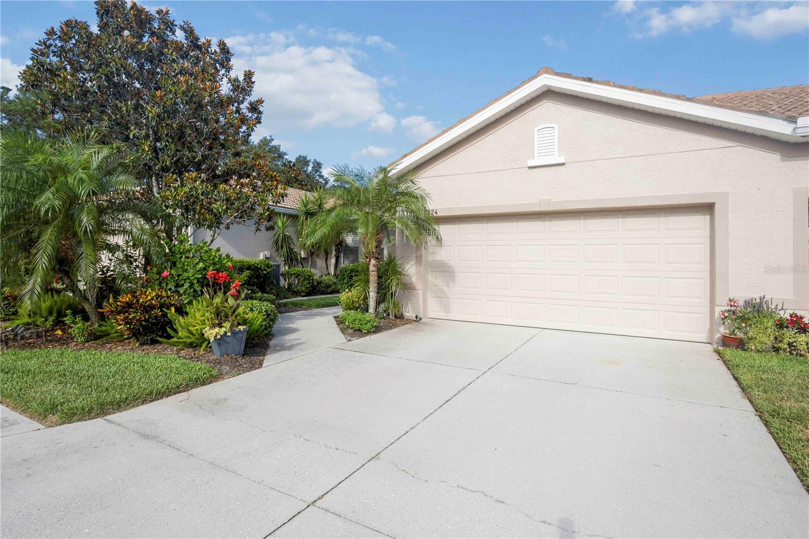 8224 SIMPSON FALLS COURT 8224