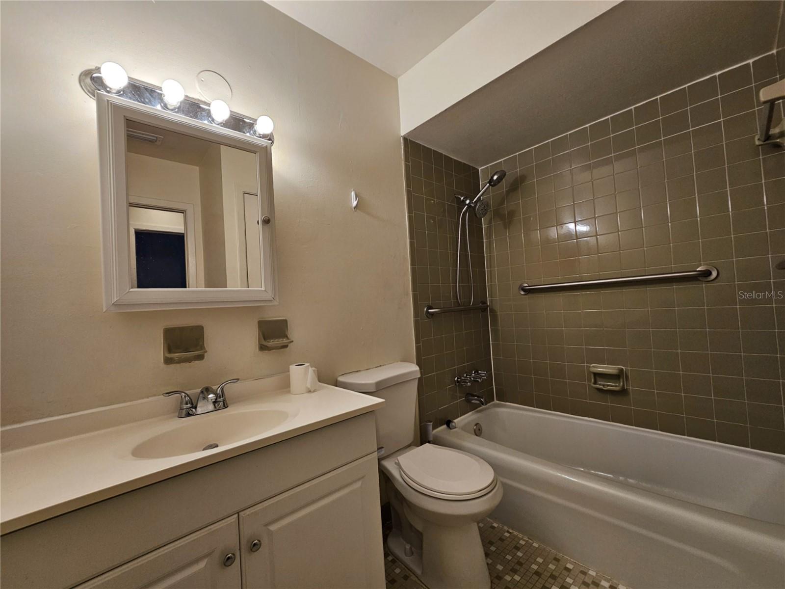 UNPLATTED - Residential Lease