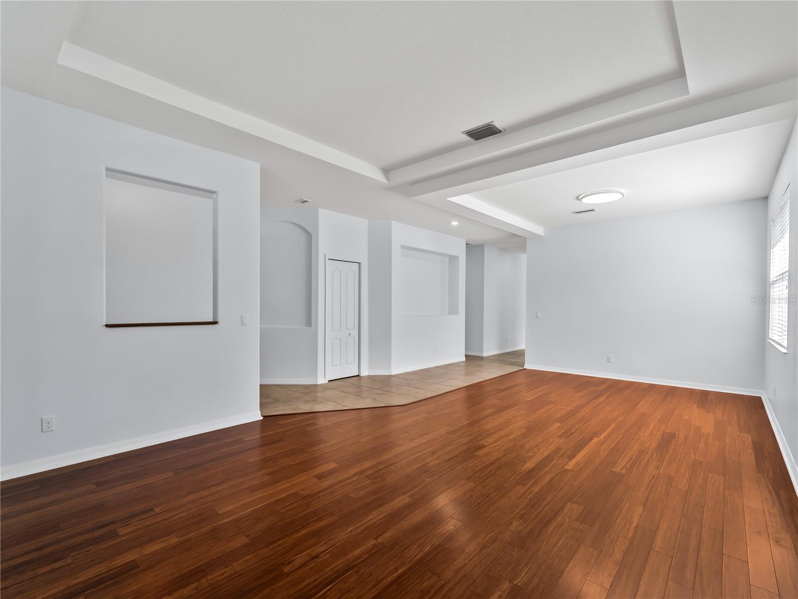 STONEYBROOK AT VENICE - Residential