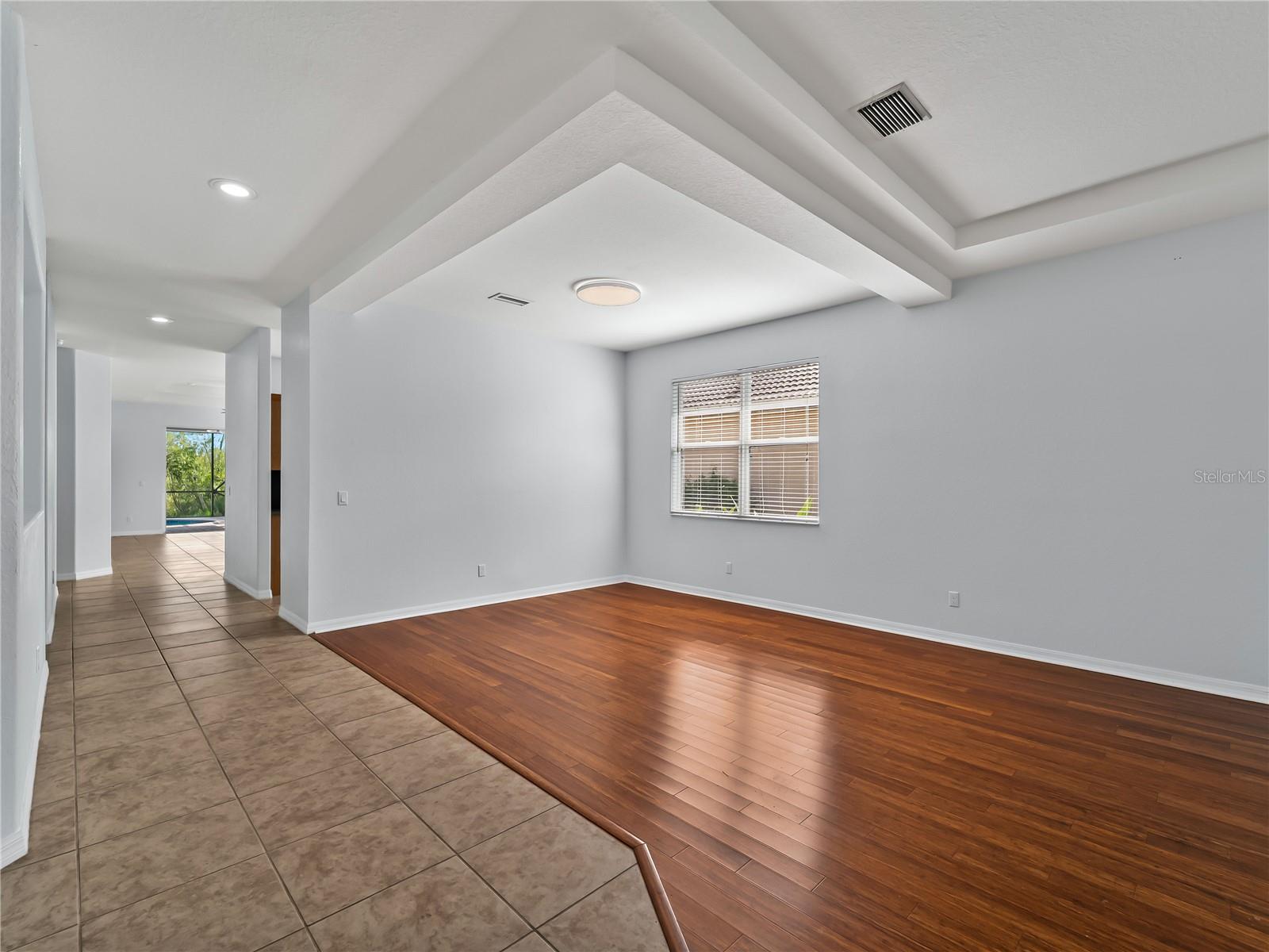 STONEYBROOK AT VENICE - Residential