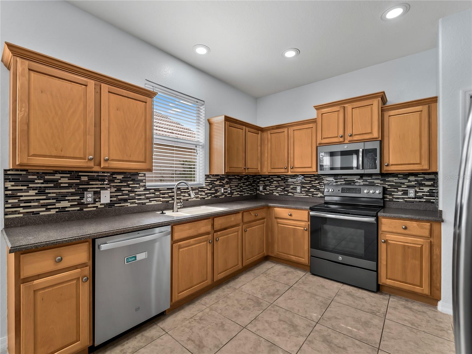 STONEYBROOK AT VENICE - Residential