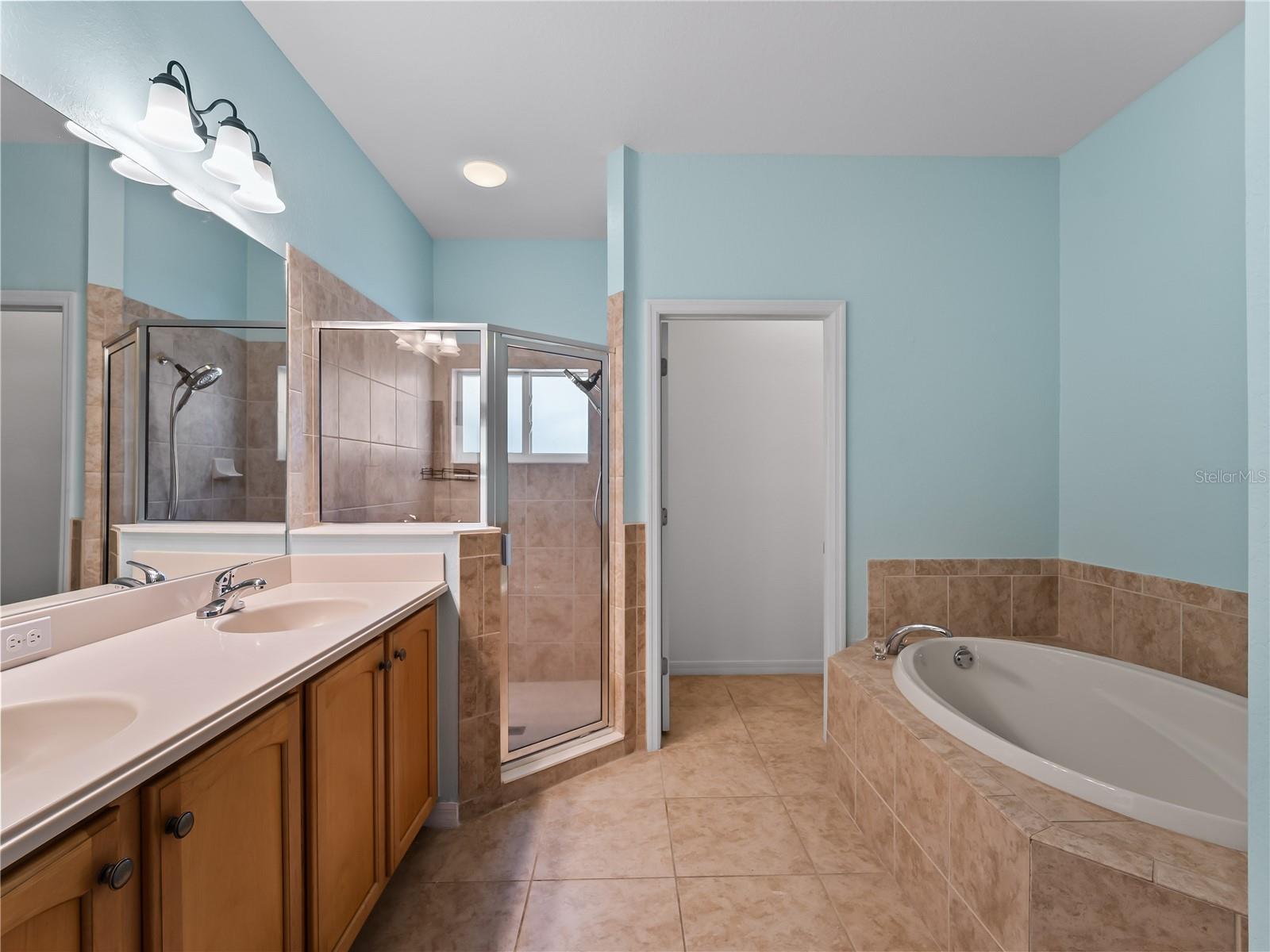 STONEYBROOK AT VENICE - Residential