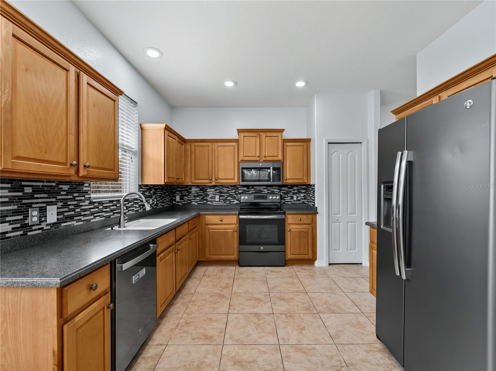STONEYBROOK AT VENICE - Residential