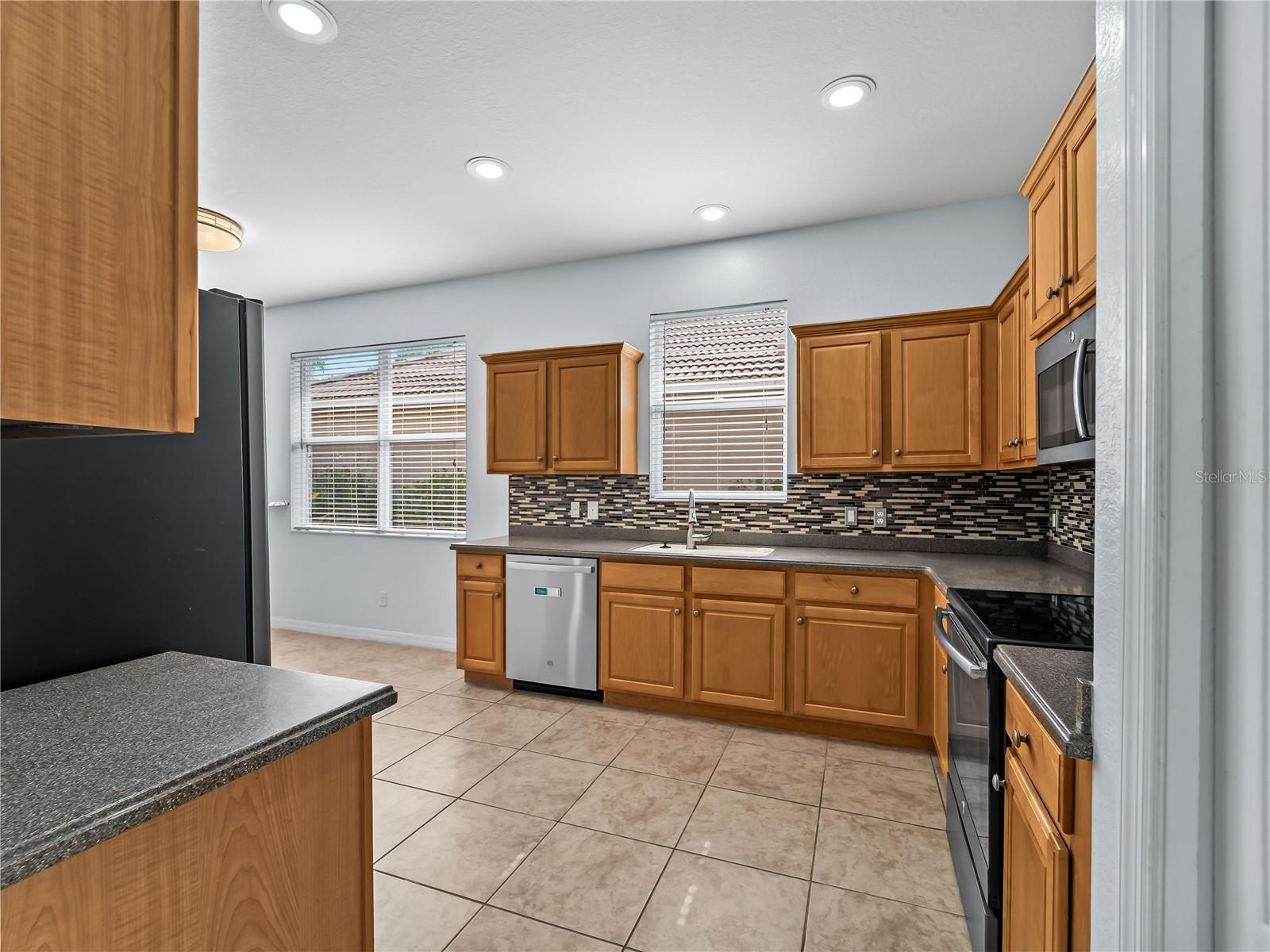STONEYBROOK AT VENICE - Residential
