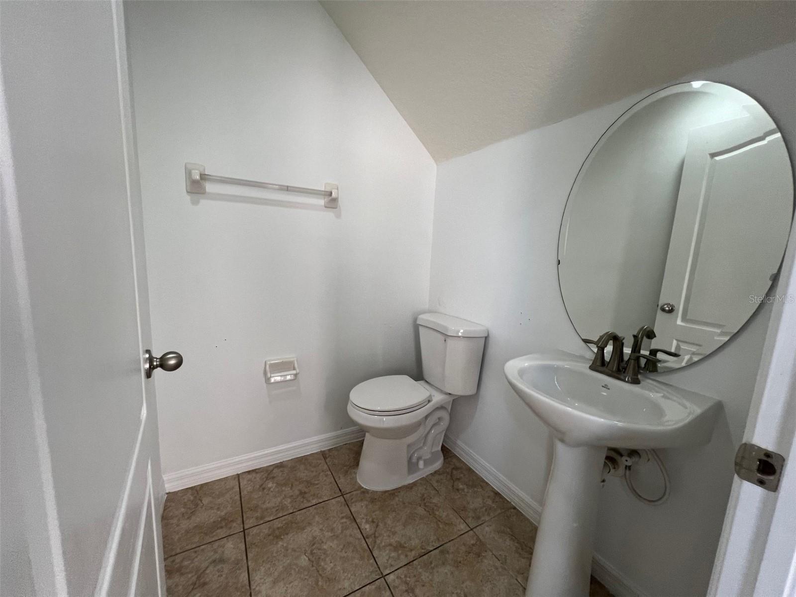 WEST BAY COVE TWNHMS - Residential