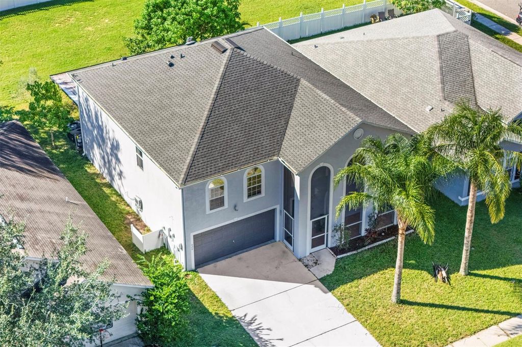Photo of 420 Blake Avenue, Davenport, FL 33897 (MLS # O6350901)