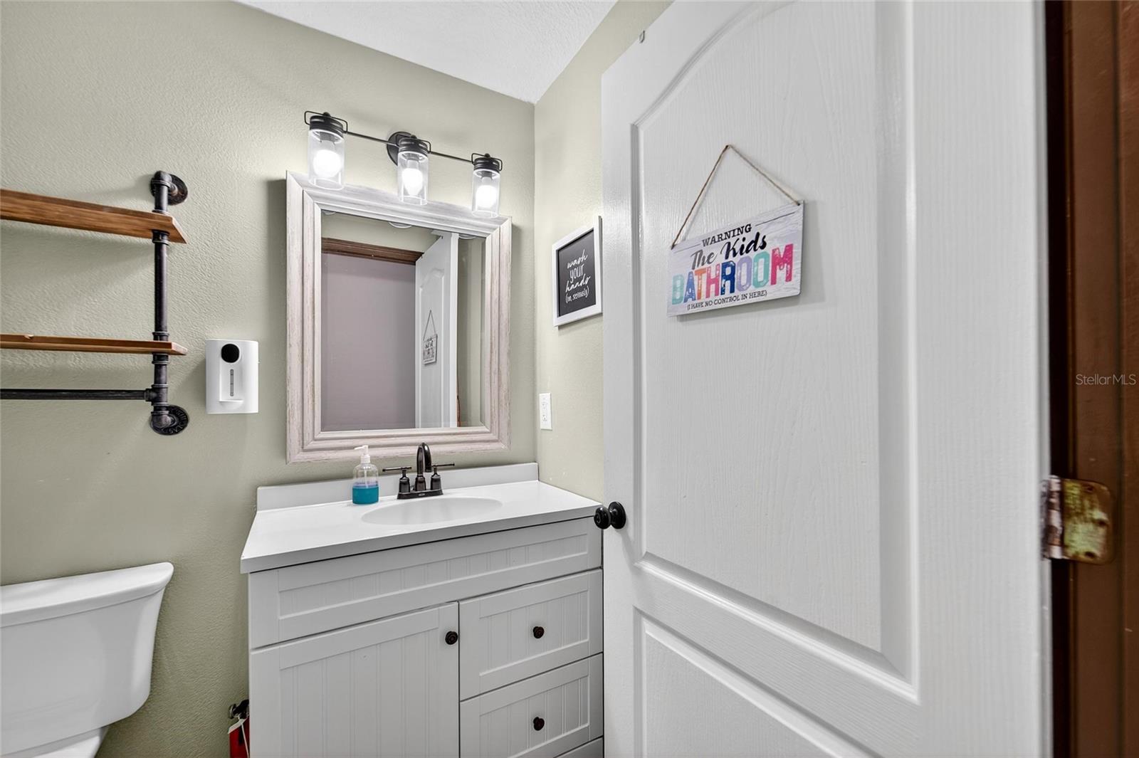 COUNTRY HILLS EAST UNIT SEVEN - Residential