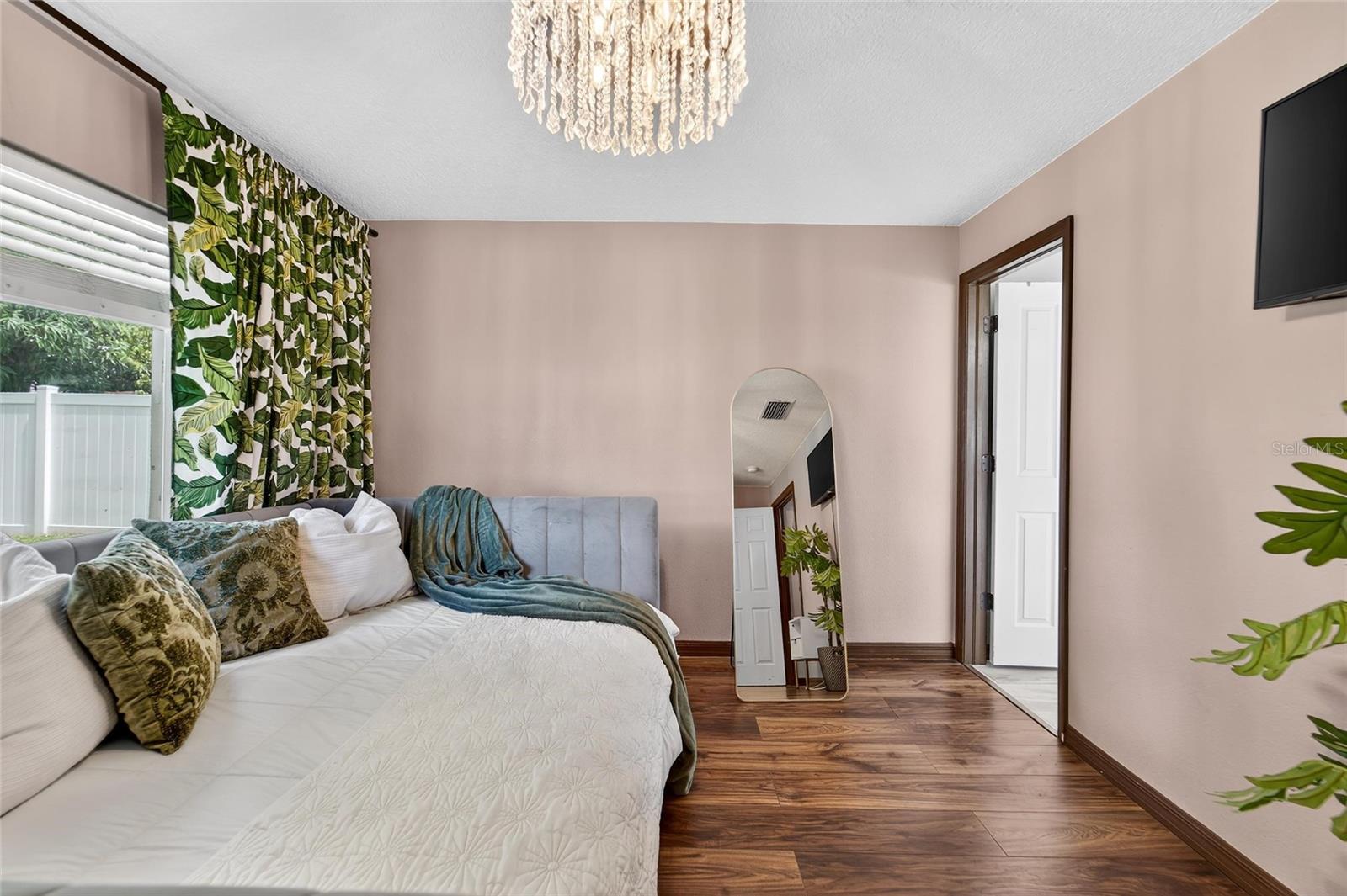COUNTRY HILLS EAST UNIT SEVEN - Residential